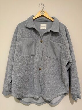 American Eagle Outfitters Light Grey Sherpa Shacket